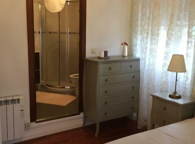 Casa Os Loureiros Feriehus