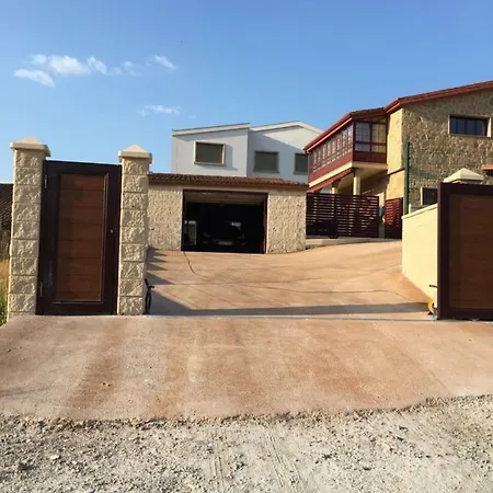 Casa Os Loureiros Сasa de vacaciones
