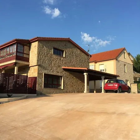 Сasa de vacaciones Casa Os Loureiros *